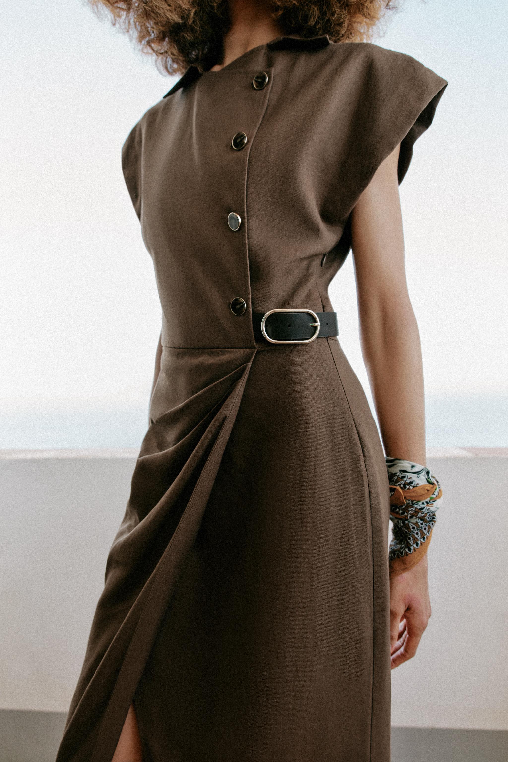 LINEN BLEND MIDI DRESS WITH BELT